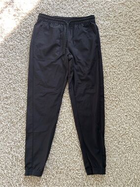 Motion Men’s Small Black Joggers